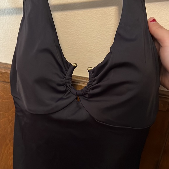 Lands end one piece bathing suit - Picture 2 of 5
